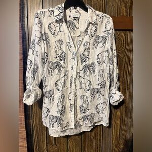 Women’s white Animal Print Shirt